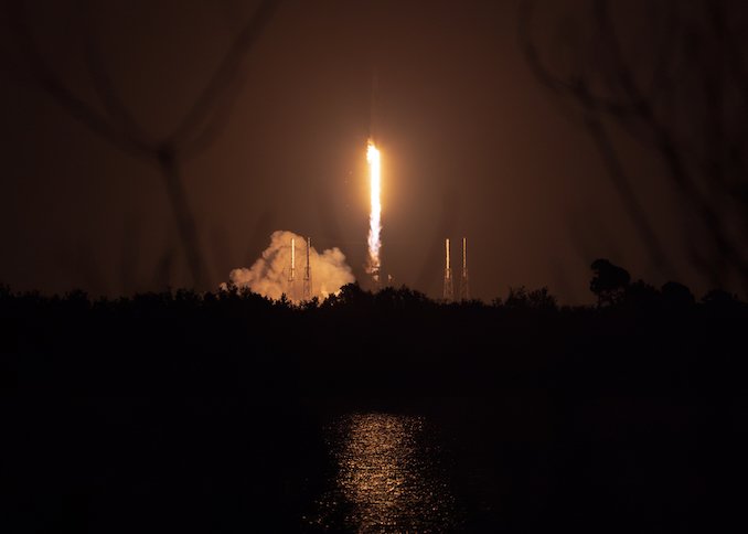 SpaceX launches 7.5-ton SiriusXM satellite as part of constellation refresh – Spaceflight Now